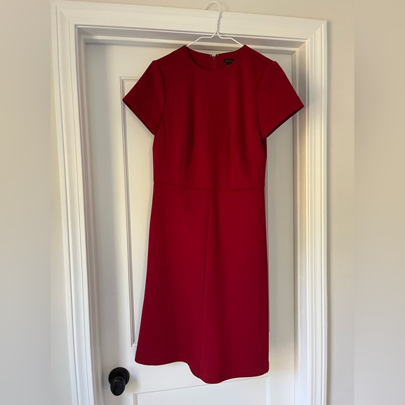 Ann Taylor Midi Flare Dress in Double Knit Gingham Red Size 4 - Picture 3 of 4